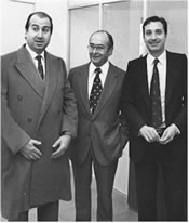 Los Drs. A. Martí Vicente, J. M. Pou Fernández y J. R. Armengol-Miró, durante la celebración de la I Jornada Nacional de Endoscopia Digestiva. Barcelona, 1979